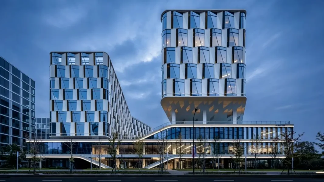 Merit Interactive Headquarters Vacuum Insulated Glass Curtain Wall Project